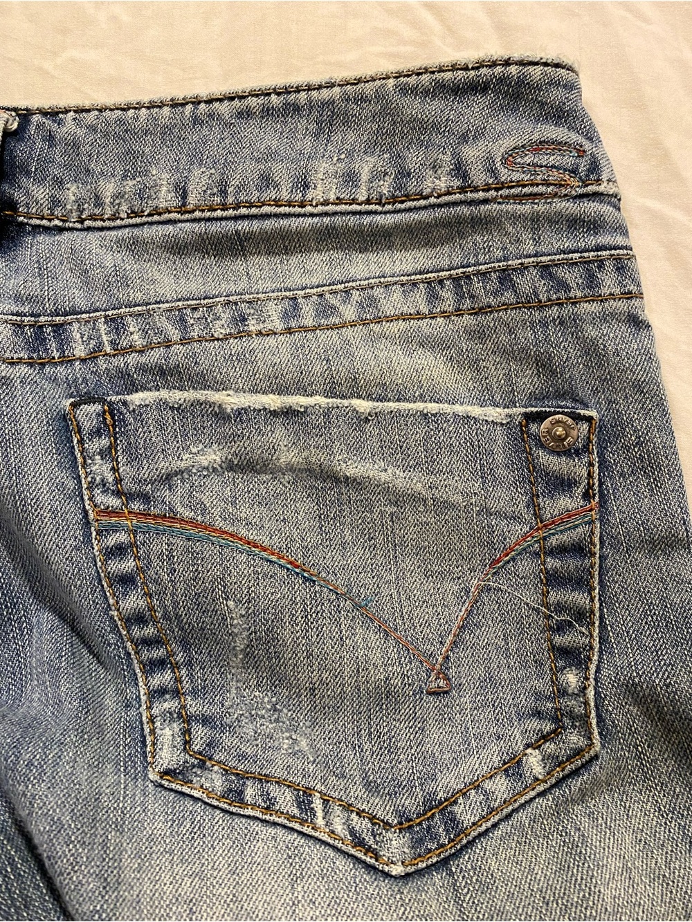 Vintage Silver Monroe Ultra Low Rise Jeans - Faded Wash Denim Size 29/33